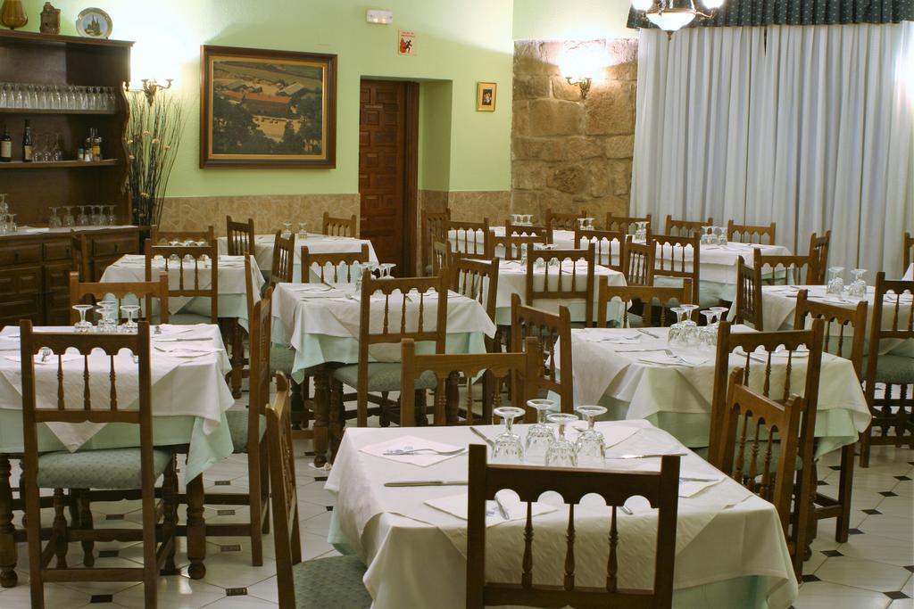 Hostal Visontium Винуэса Номер фото