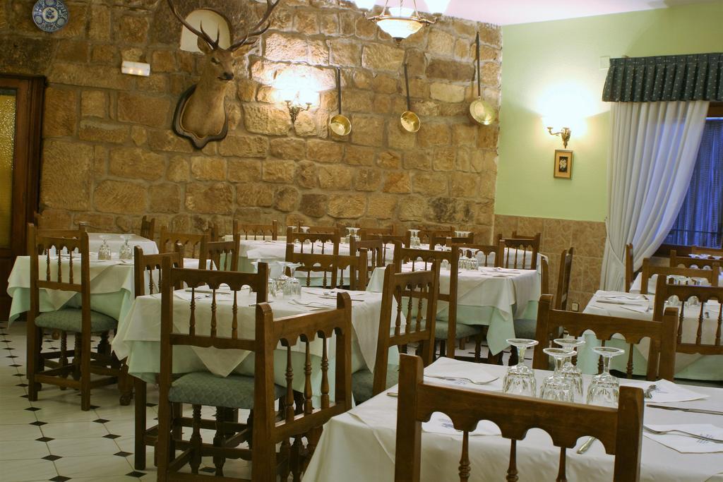 Hostal Visontium Винуэса Номер фото